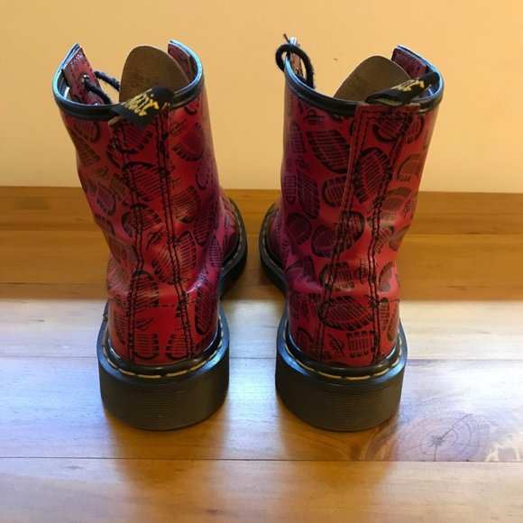 Dr Martens - Made in England – Red DM footprint & logo - 8 hole leather boots - Picture 4 of 15
